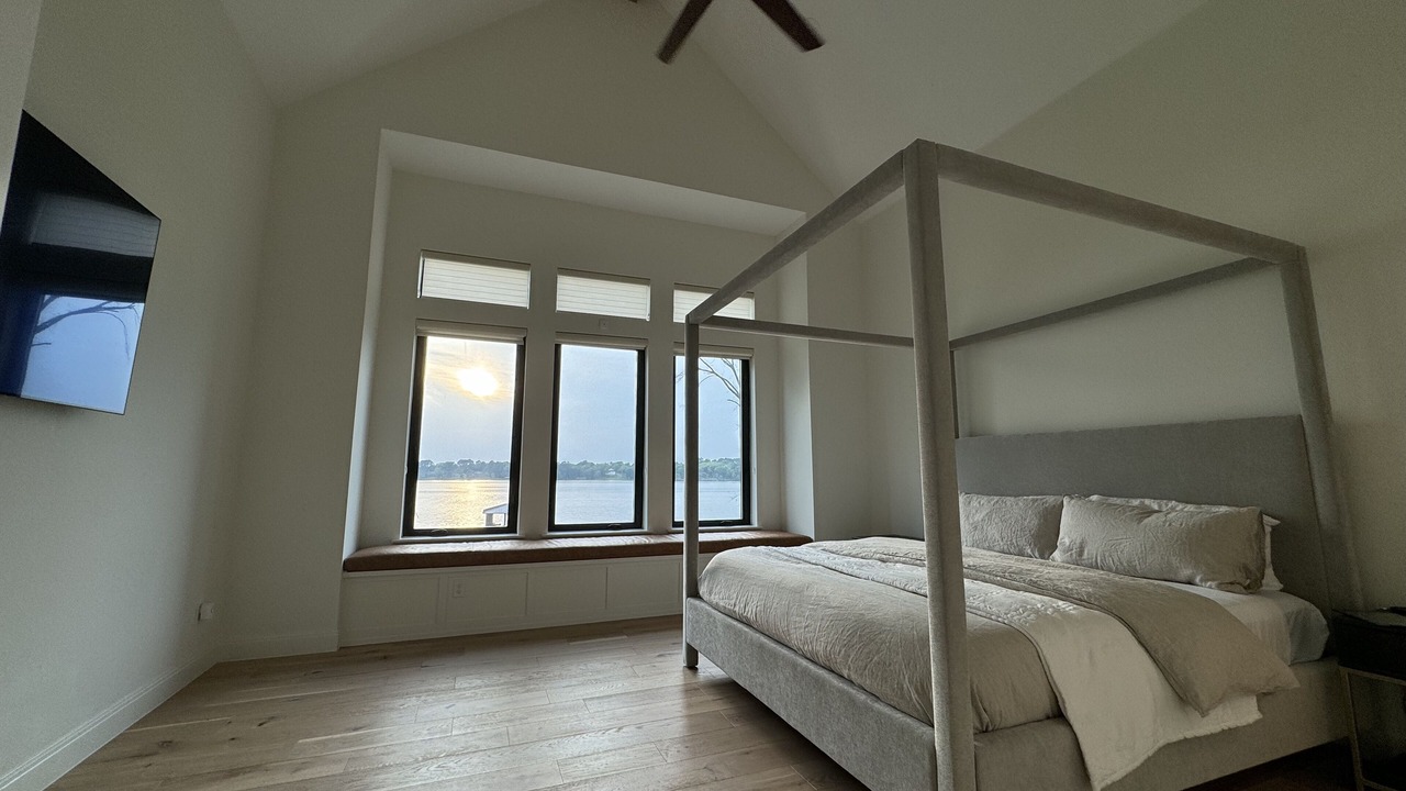 Photo of Bedroom in Log Cabin