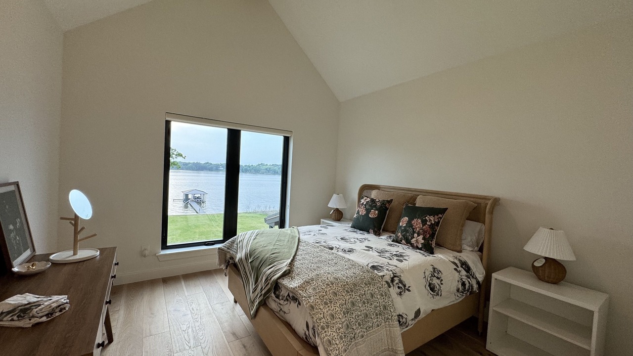 Photo of Bedroom in Log Cabin