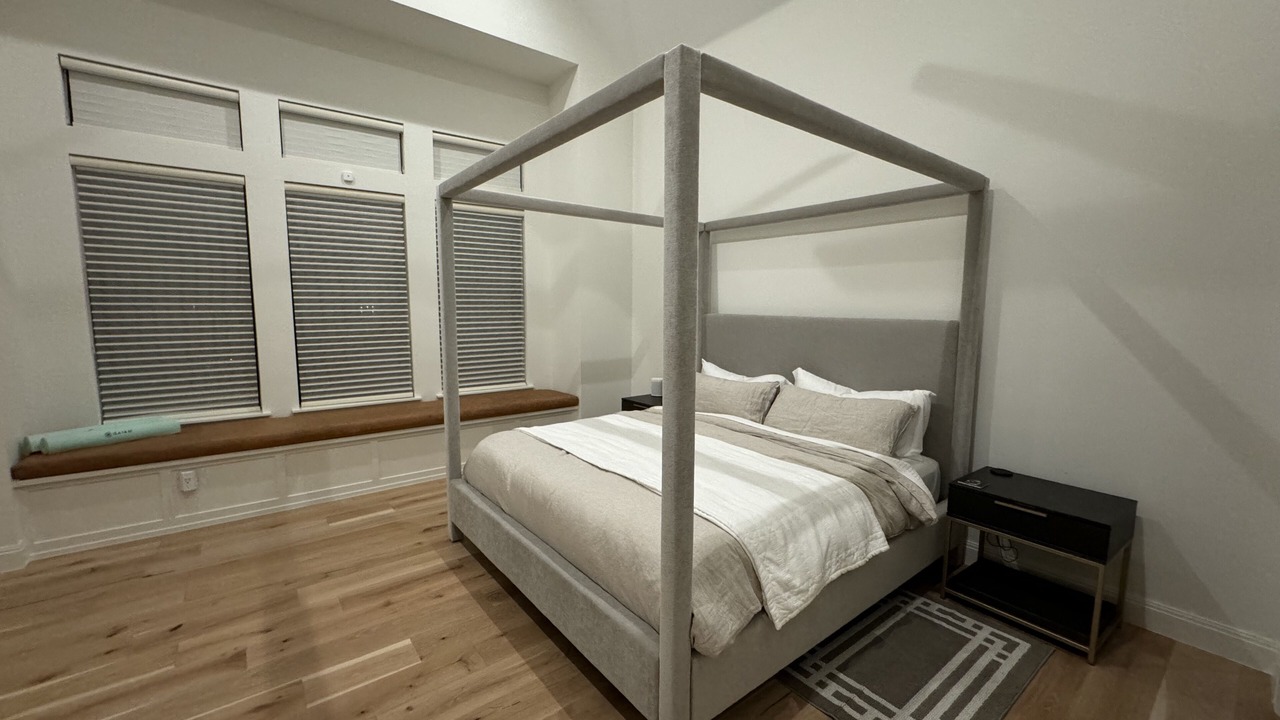 Photo of Bedroom in Log Cabin