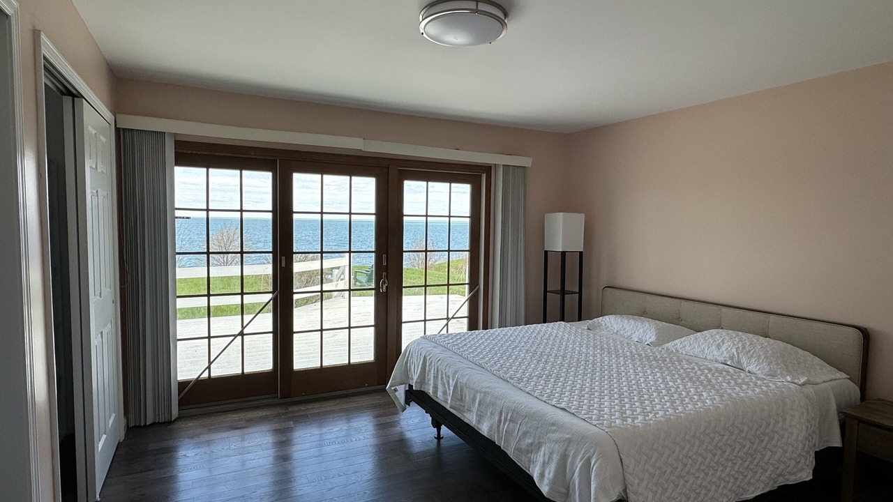 Photo of Bedroom in Town of Porter