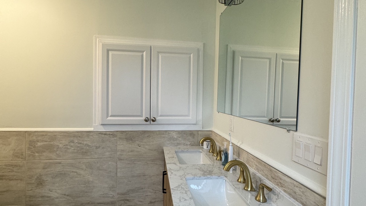 Photo of Bathroom in Town of Porter