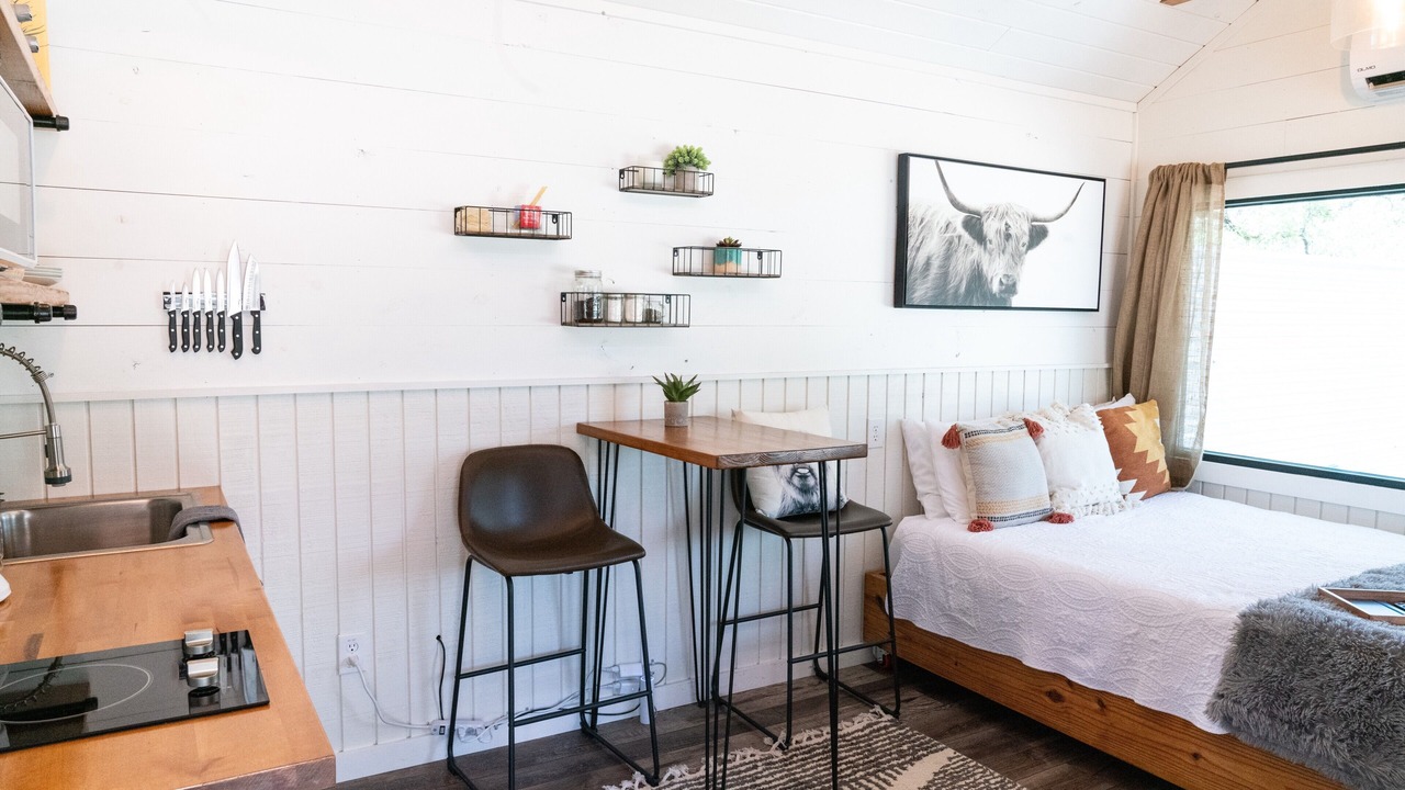 Photo of Bedroom in Hondo
