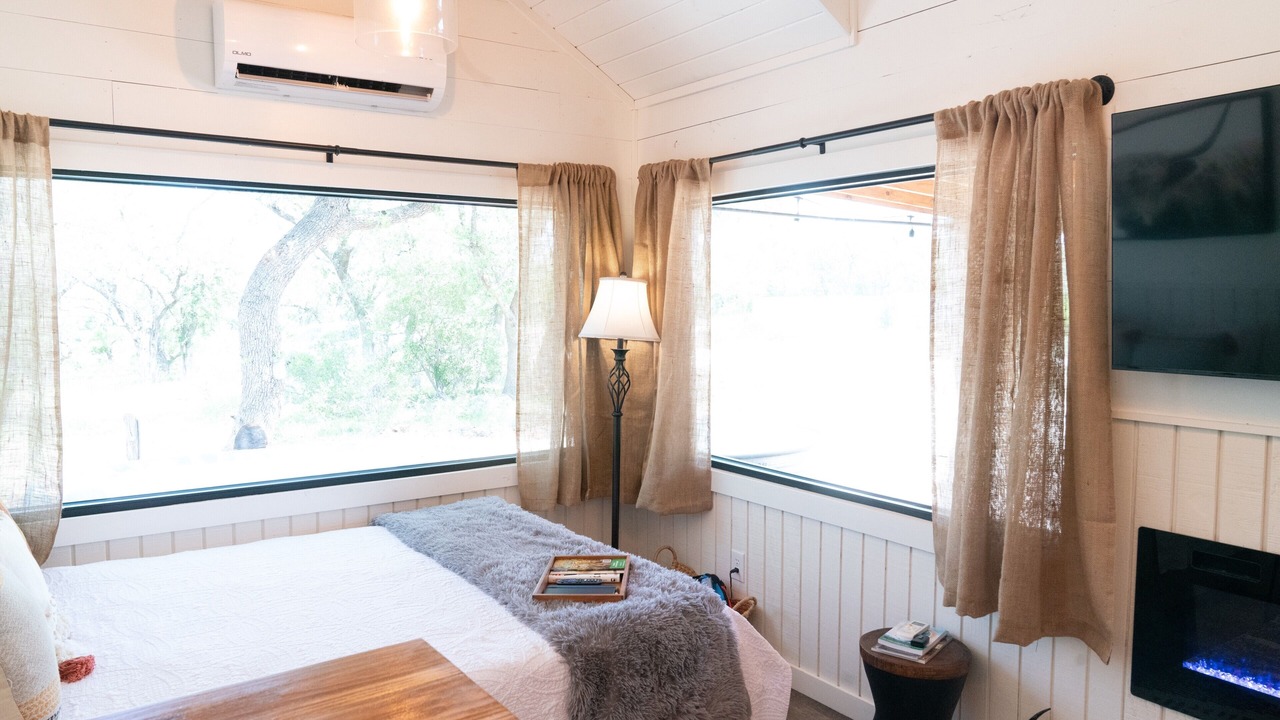 Photo of Bedroom in Hondo