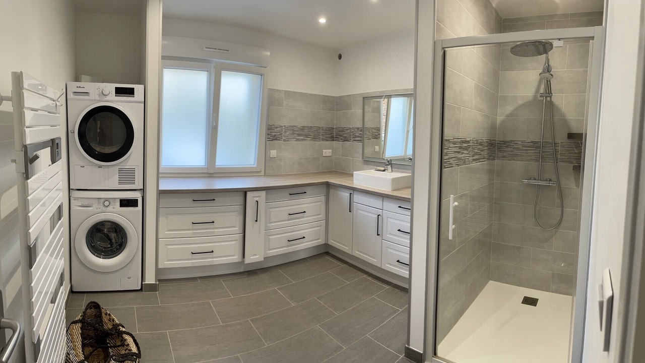 Photo of Bathroom in Hodenc-en-Bray
