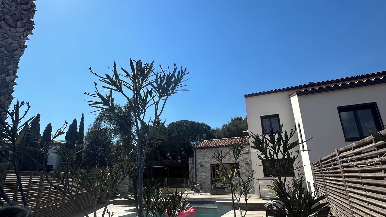 Photo of Outdoor in Saint-Nazaire