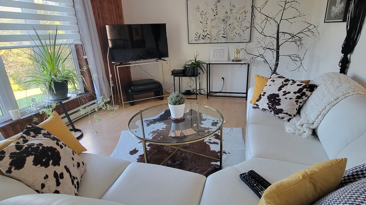 Photo of Livingroom in Saint-Ludger-de-Milot