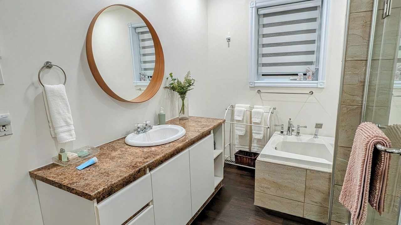 Photo of Bathroom in Saint-Ludger-de-Milot