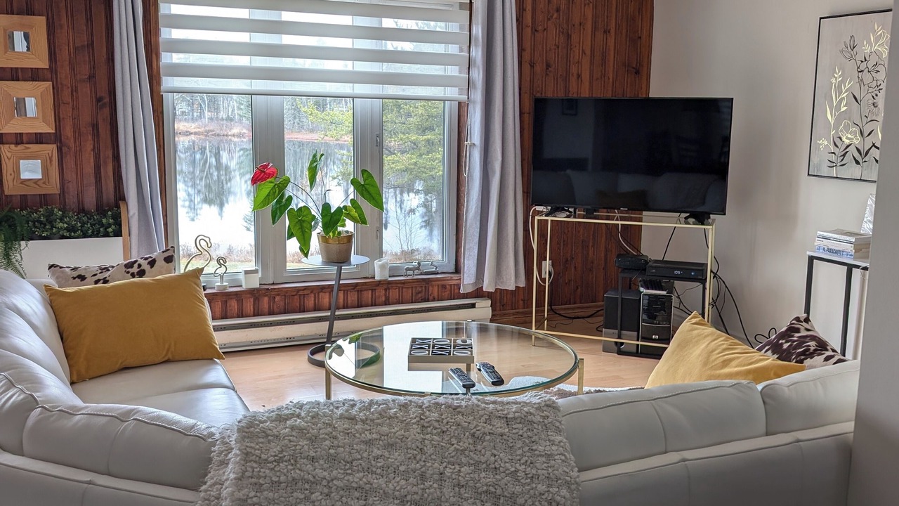 Photo of Livingroom in Saint-Ludger-de-Milot