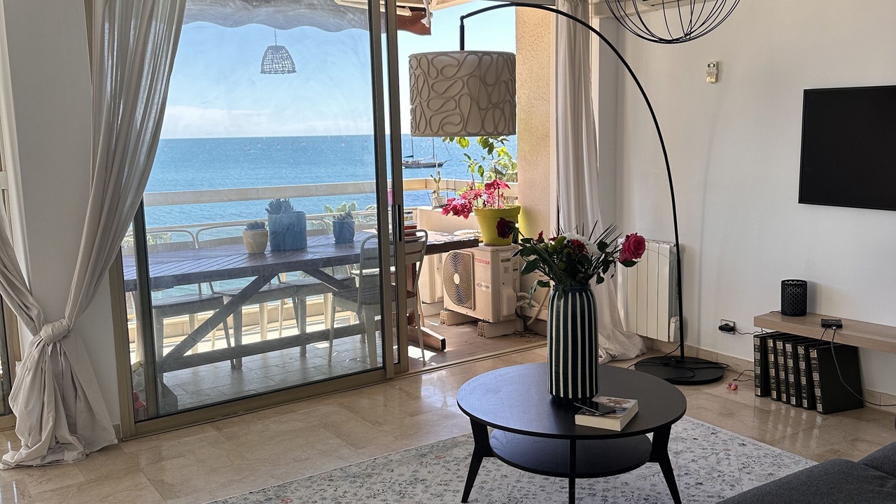 Photo of Livingroom in Le Mourillon