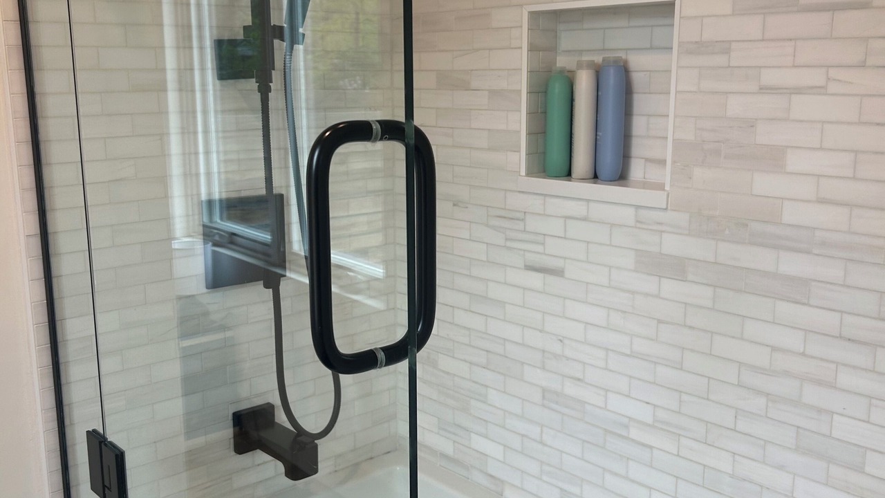 Photo of Bathroom in Green Meadows