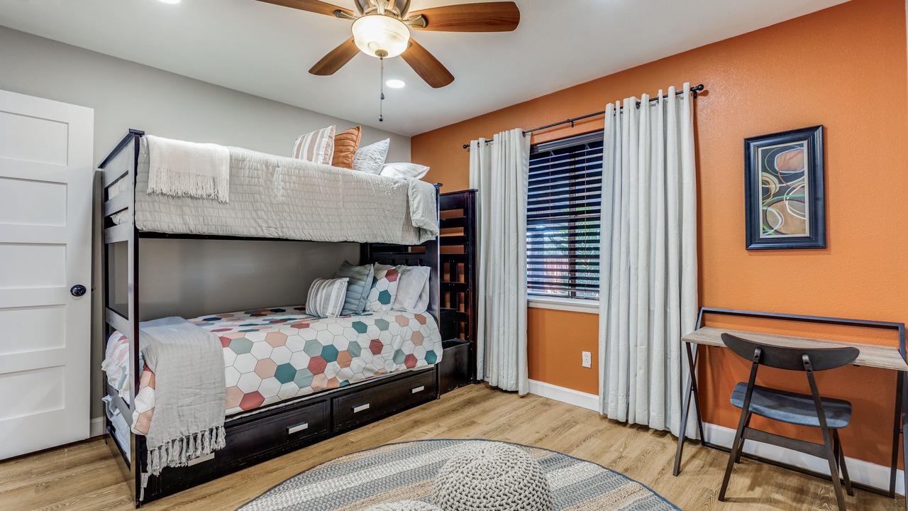 Photo of Bedroom in Farmers Branch