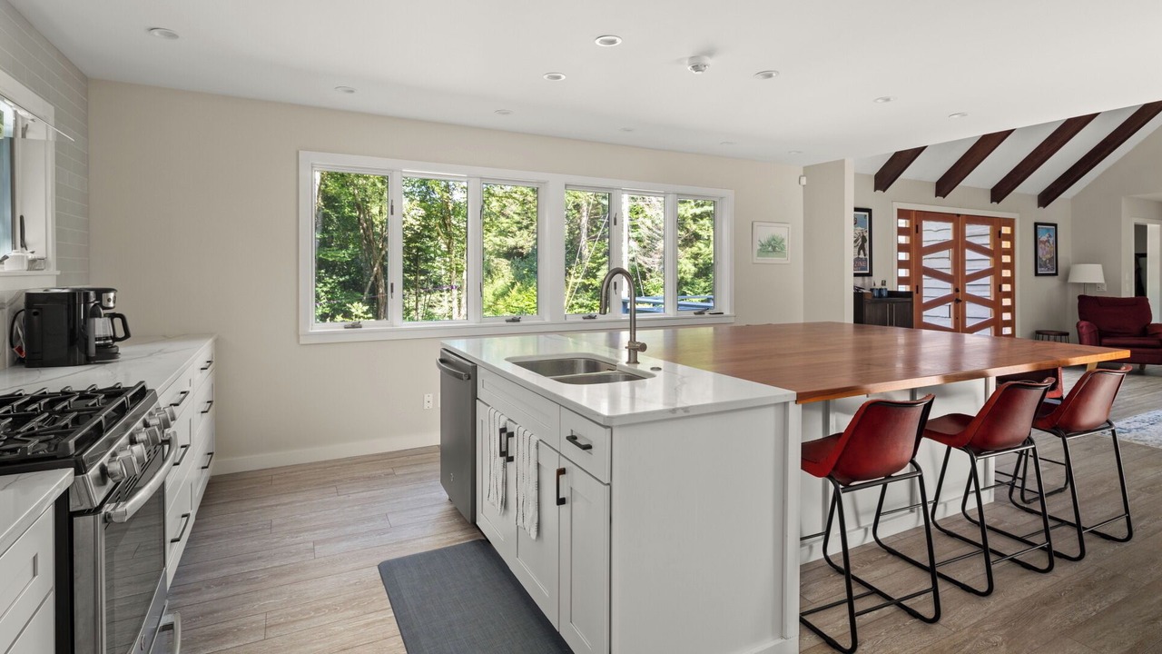 Photo of Kitchen in Stowe Area