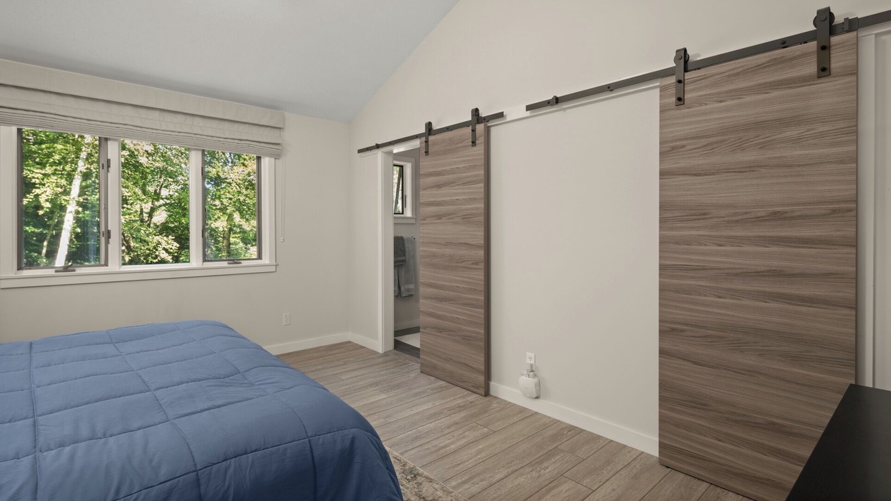 Photo of Bedroom in Stowe Area