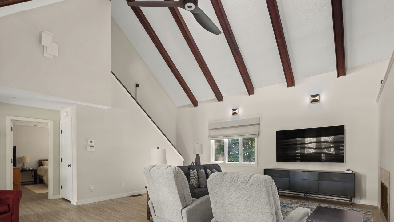 Photo of Livingroom in Stowe Area