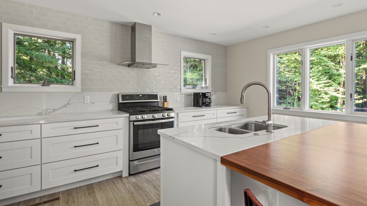 Photo of Kitchen in Stowe Area