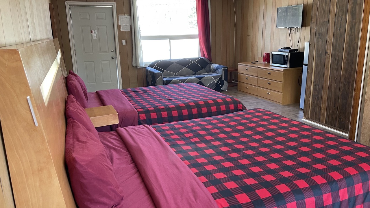 Photo of Bedroom in Gravenhurst