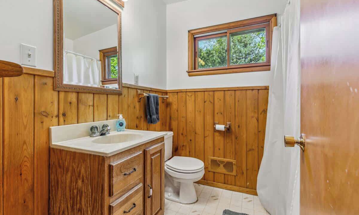 Photo of Bathroom in Park Rapids