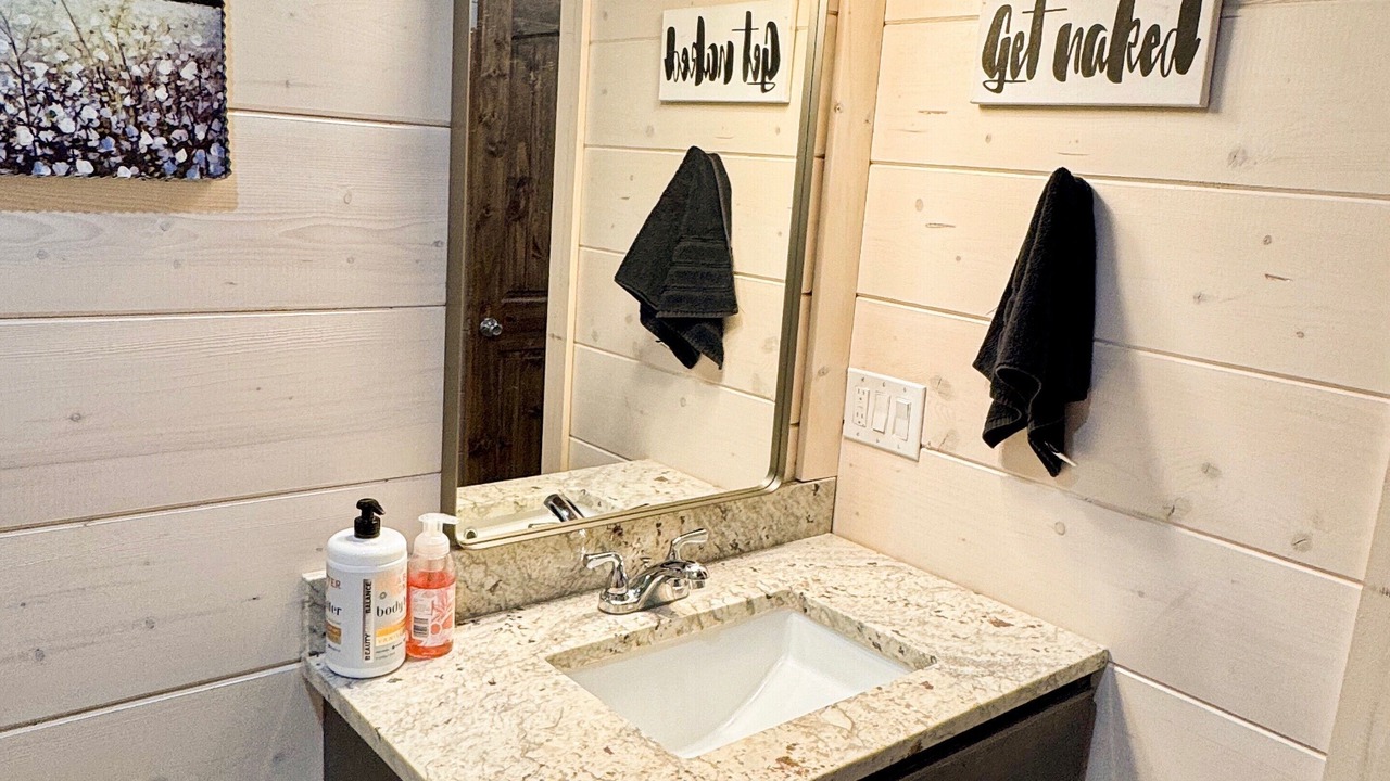 Photo of Bathroom in De Queen