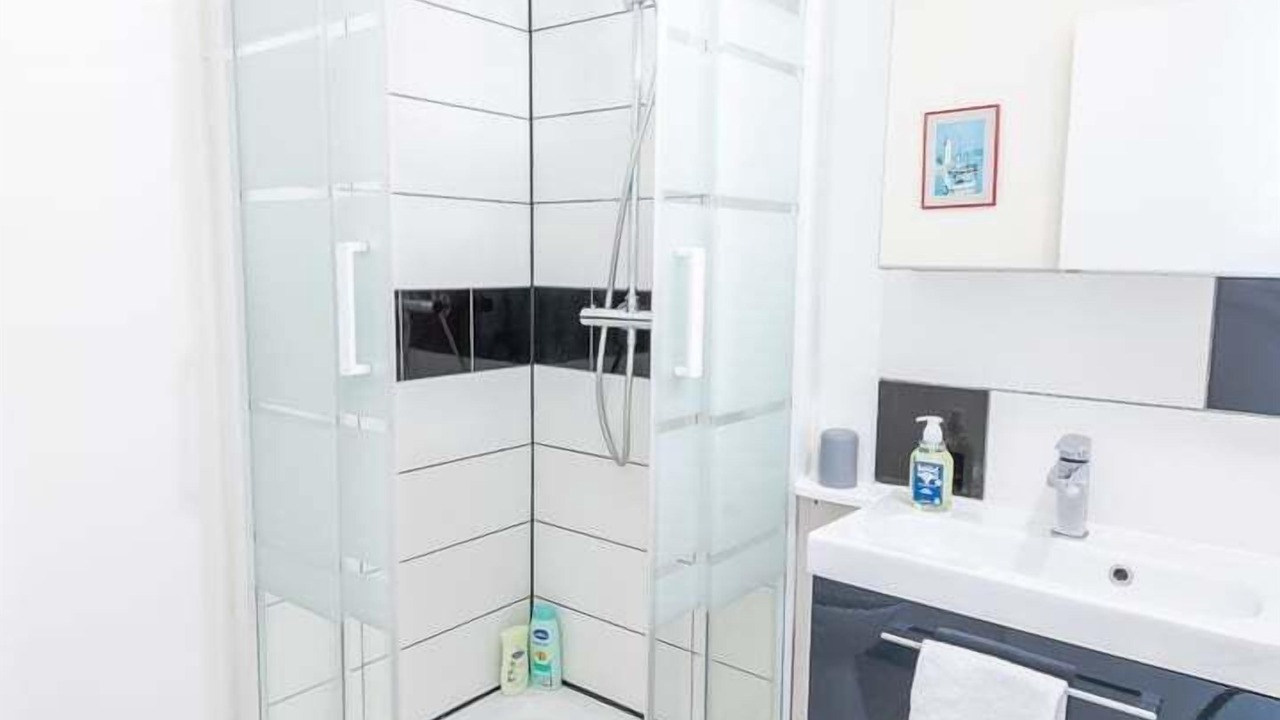 Photo of Bathroom in Saint-Cyr-sur-Loire