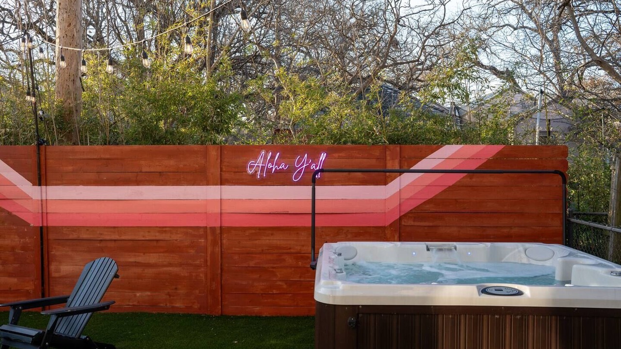 Photo of Outdoor in Cherrywood