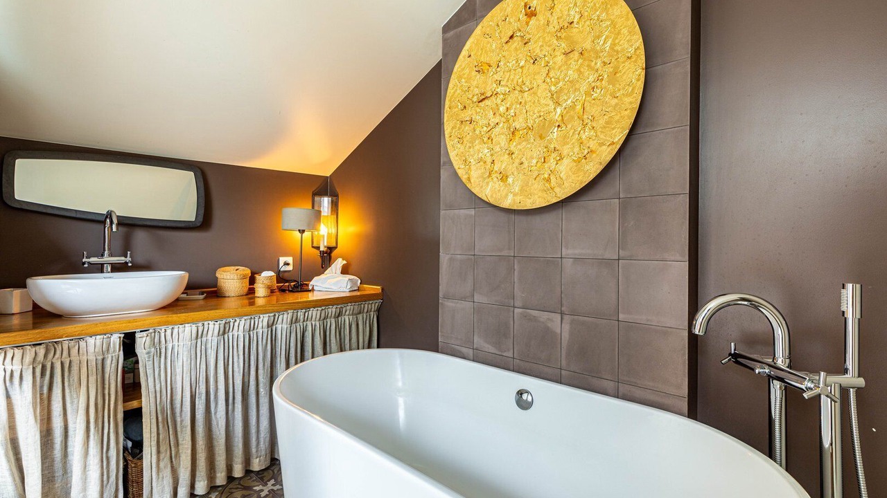 Photo of Bathroom in Parchamp–Albert Kahn