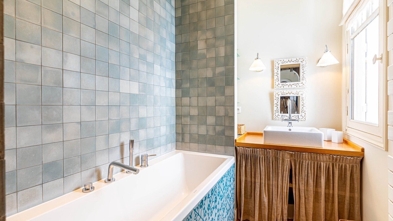 Photo of Bathroom in Parchamp–Albert Kahn