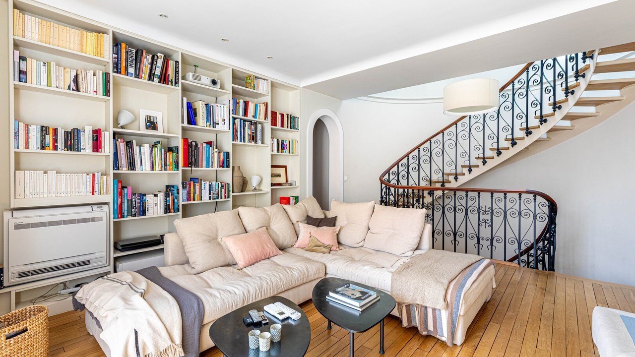 Photo of Livingroom in Parchamp–Albert Kahn