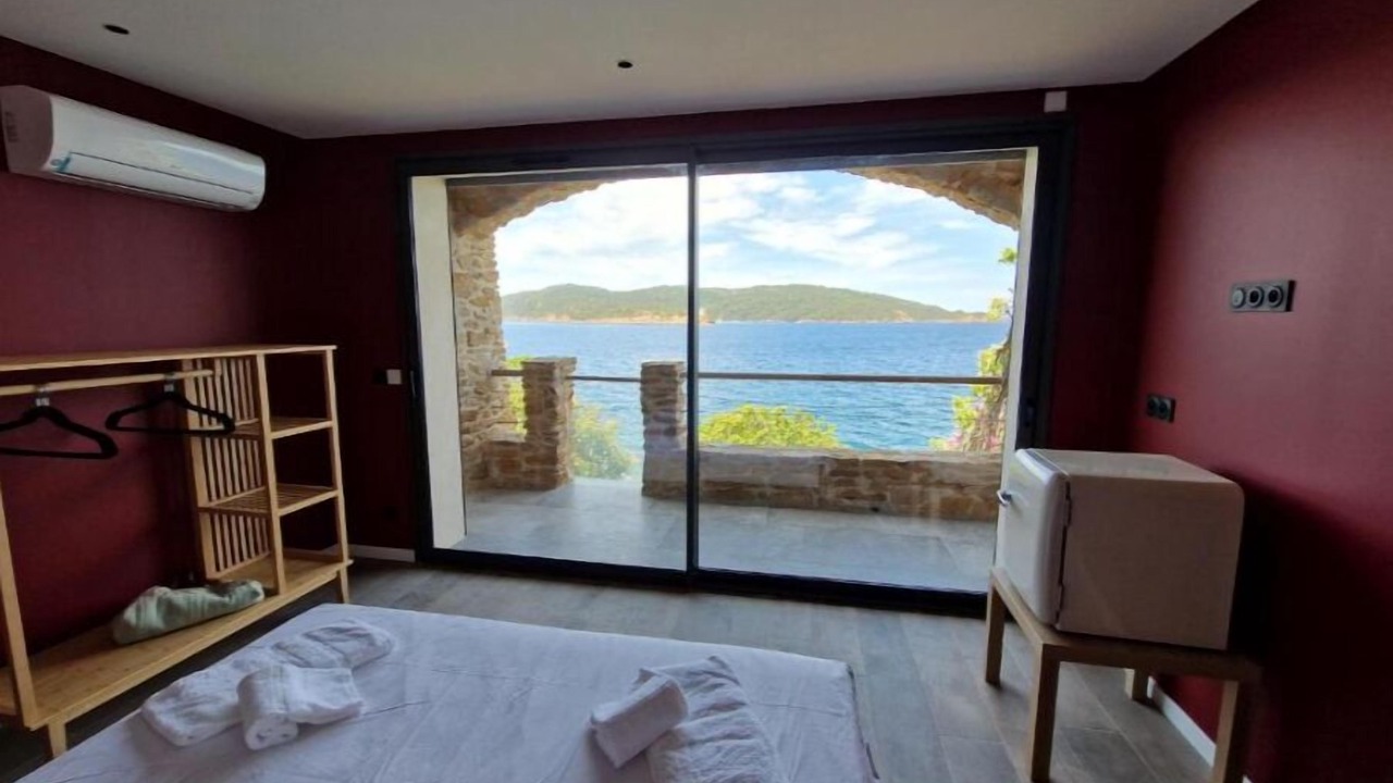 Photo of Bedroom in Ile du Levant