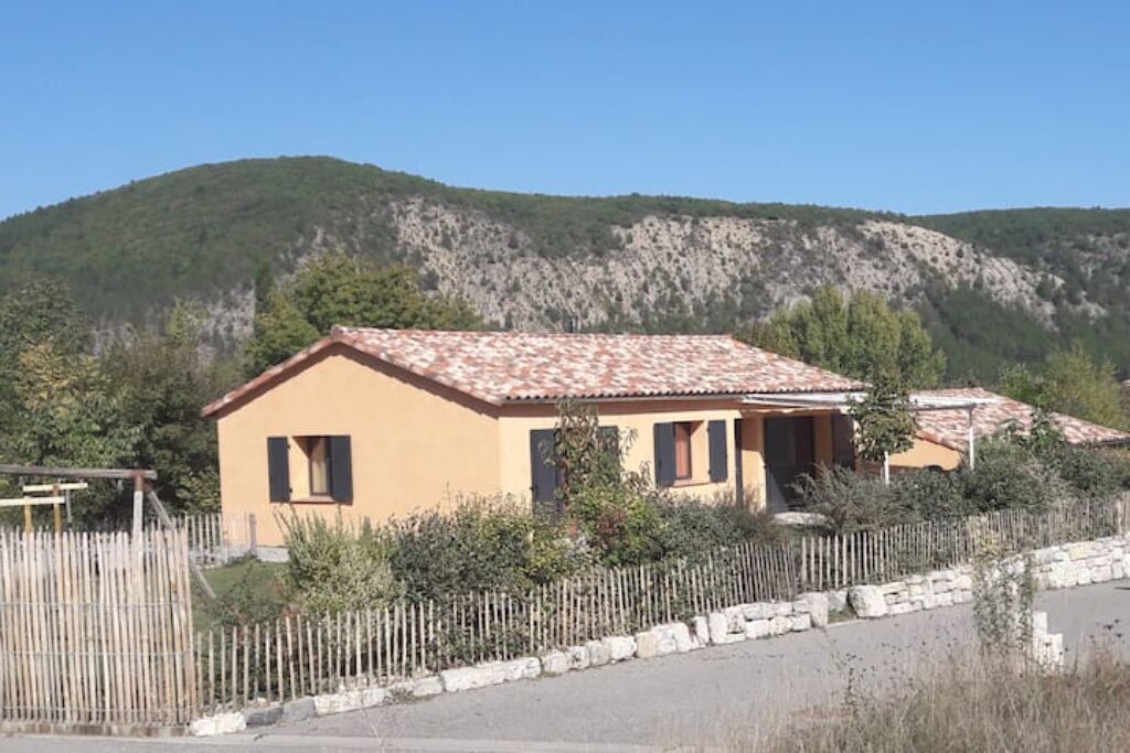 Photo of Outdoor in Saleon