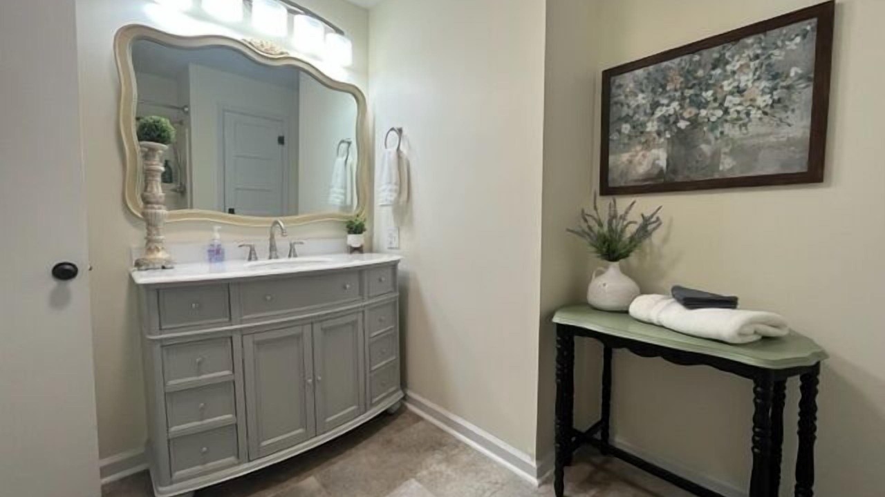 Photo of Bathroom in Mc Dougal