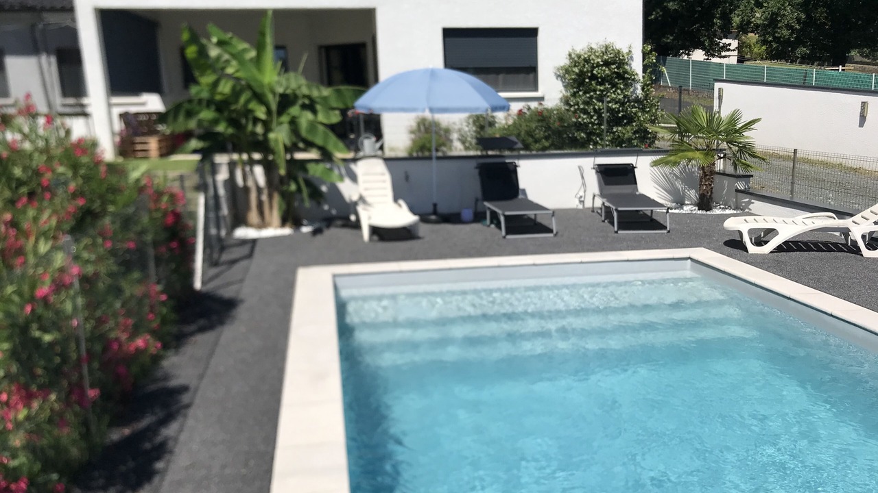 Photo of Outdoor in Arthes