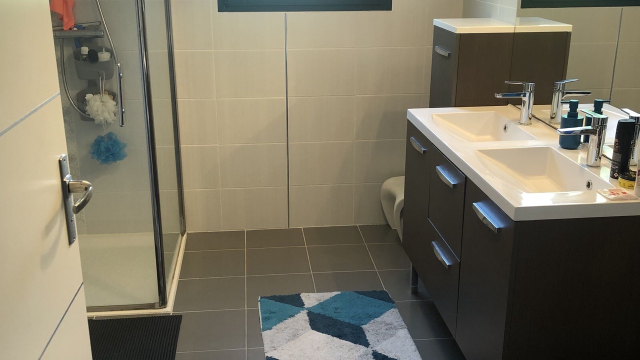 Photo of Bathroom in Arthes