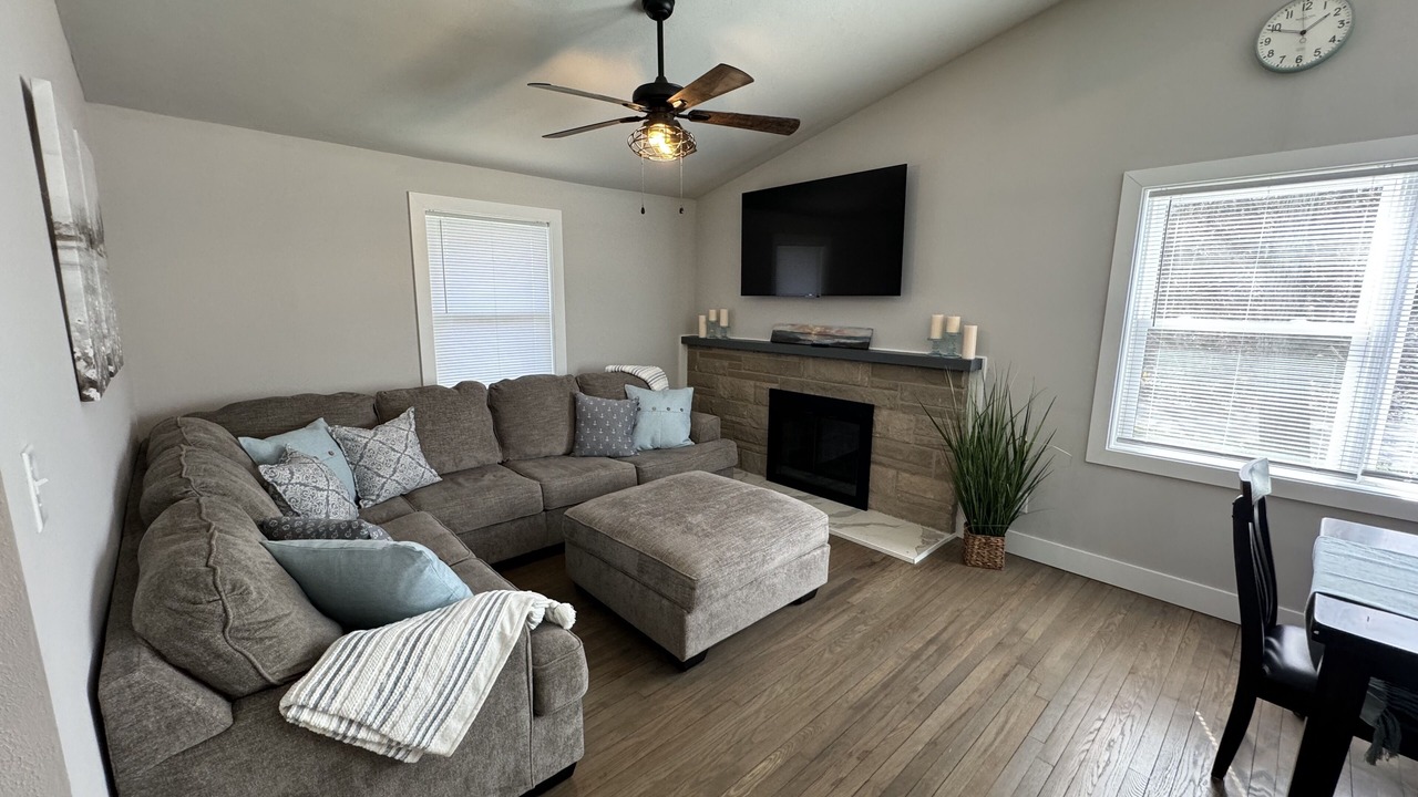 Photo of Livingroom in Miller Beach