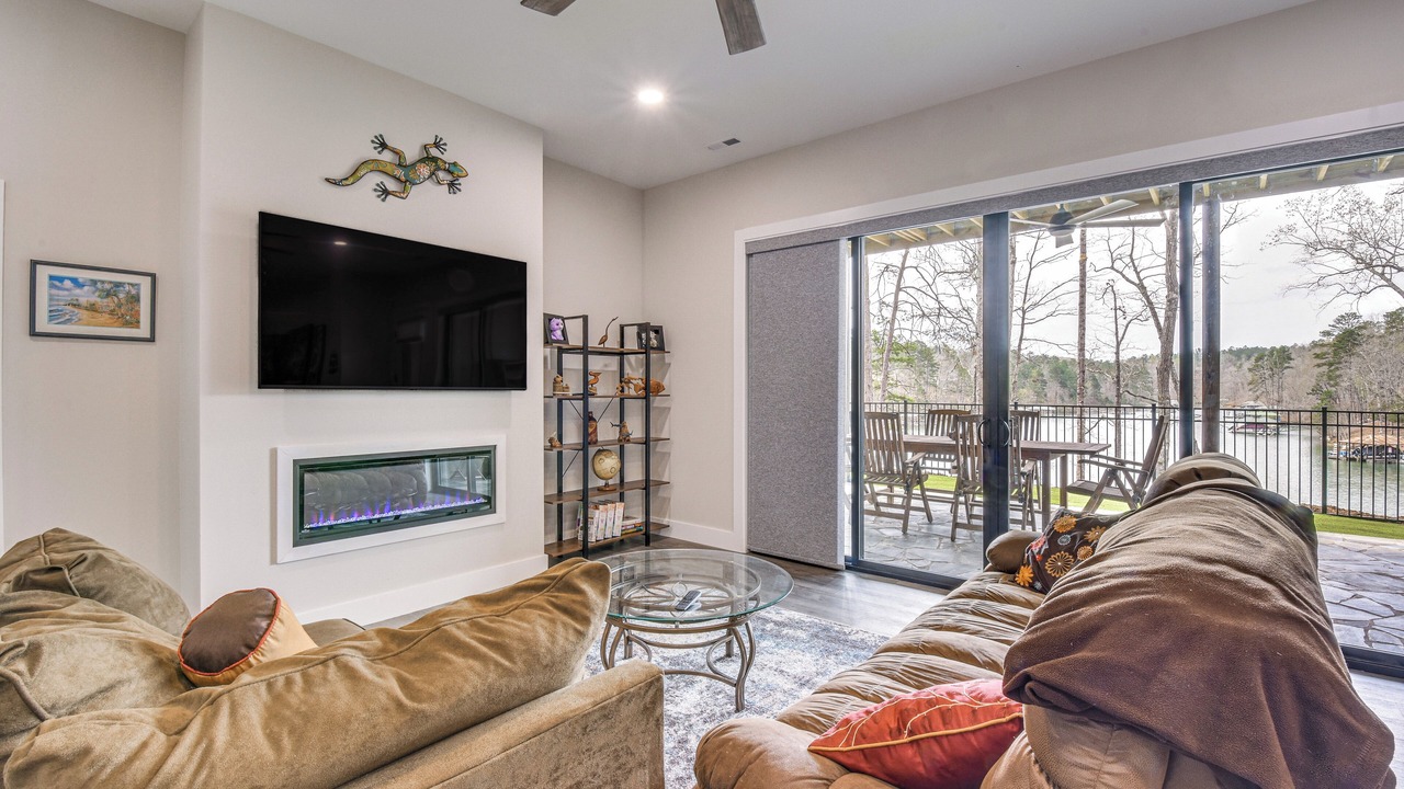 Photo of Livingroom in Seneca