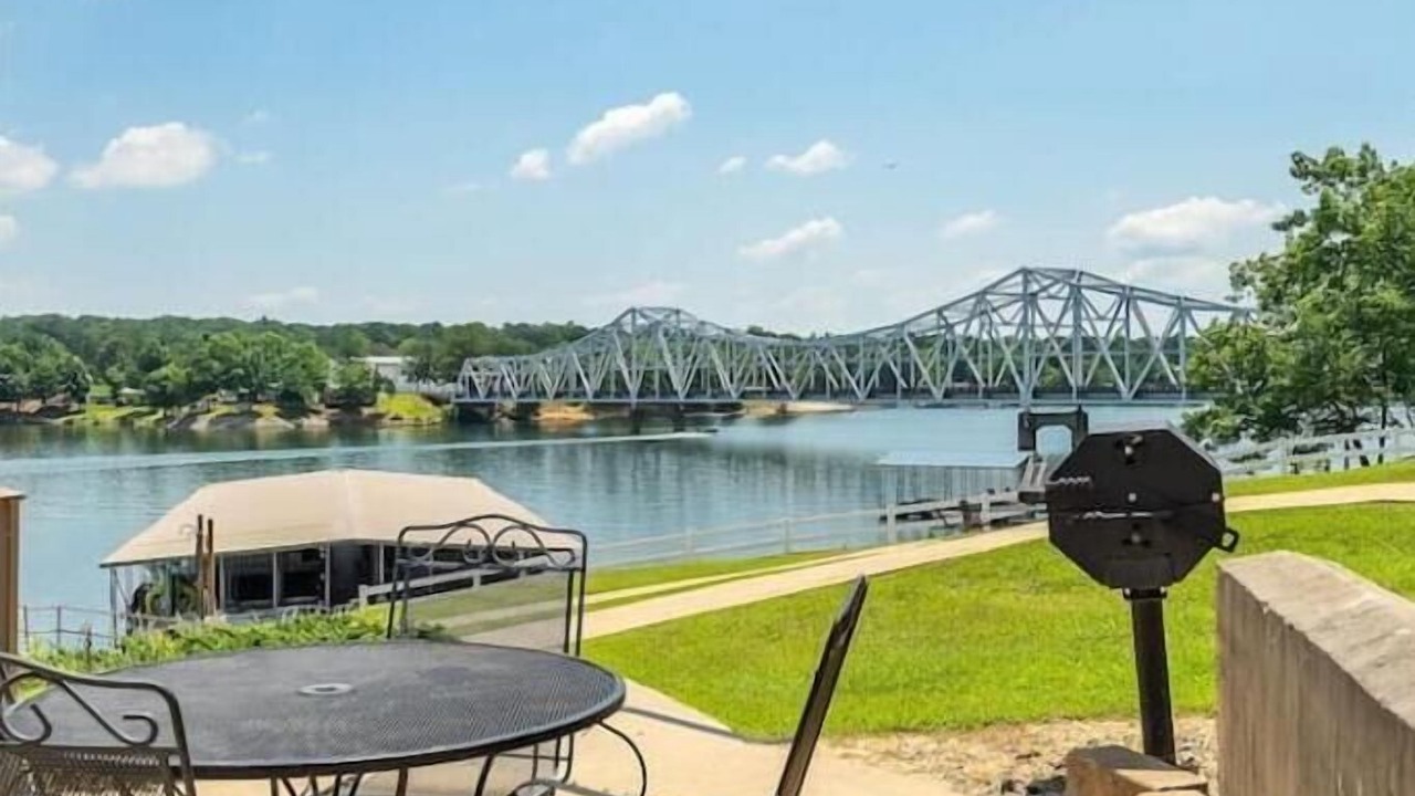 Photo of Outdoor in Jasper