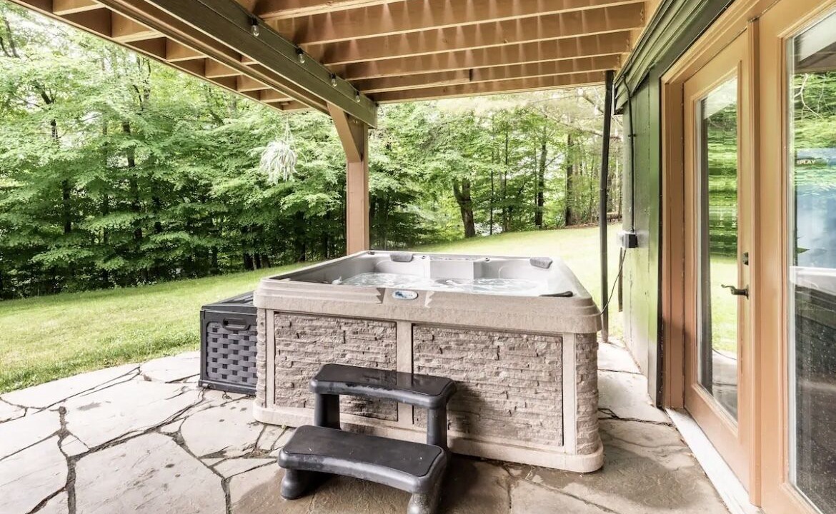 Photo of Patio Balcony in Ellenville