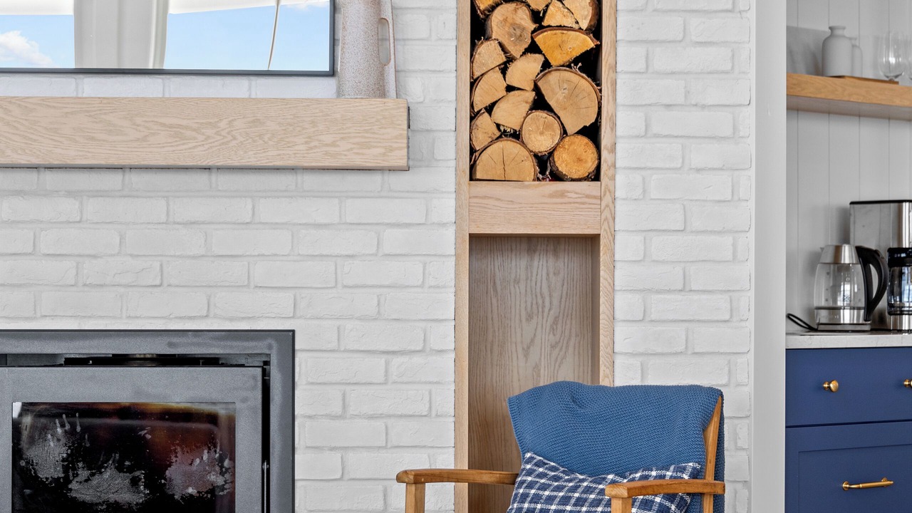 Photo of Livingroom in Charlotte's Shore