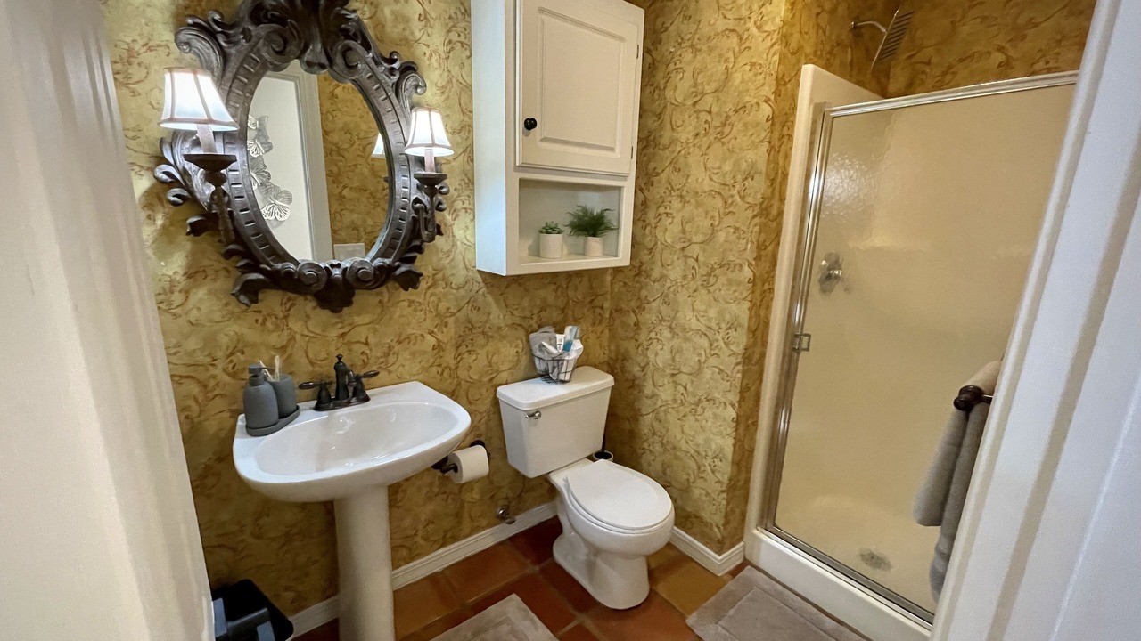 Photo of Bathroom in Tupelo