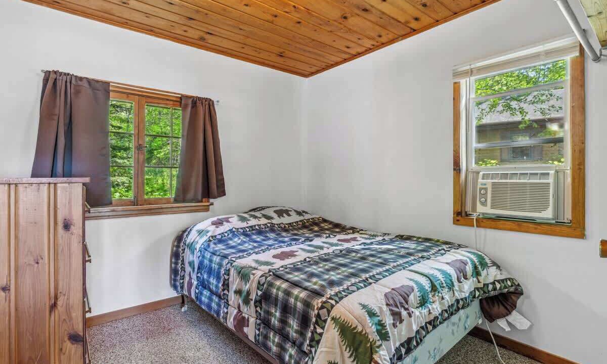 Photo of Bedroom in Park Rapids