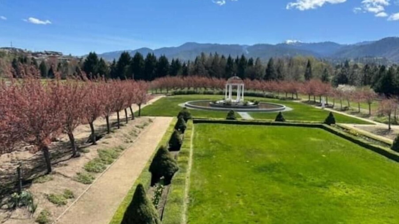 Photo of Outdoor in Ashland