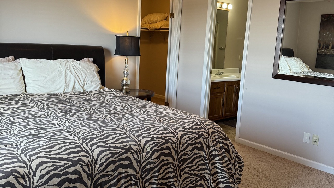 Photo of Bedroom in Poplar Bluff