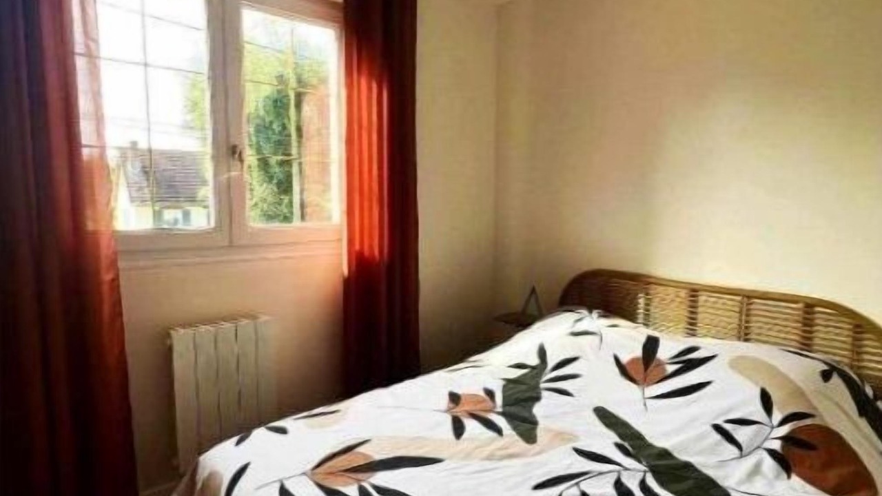 Photo of Bedroom in Behen