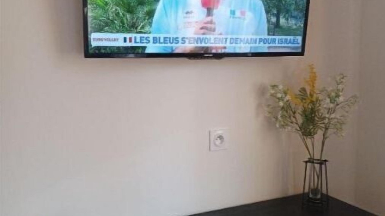 Photo of Others in Behen