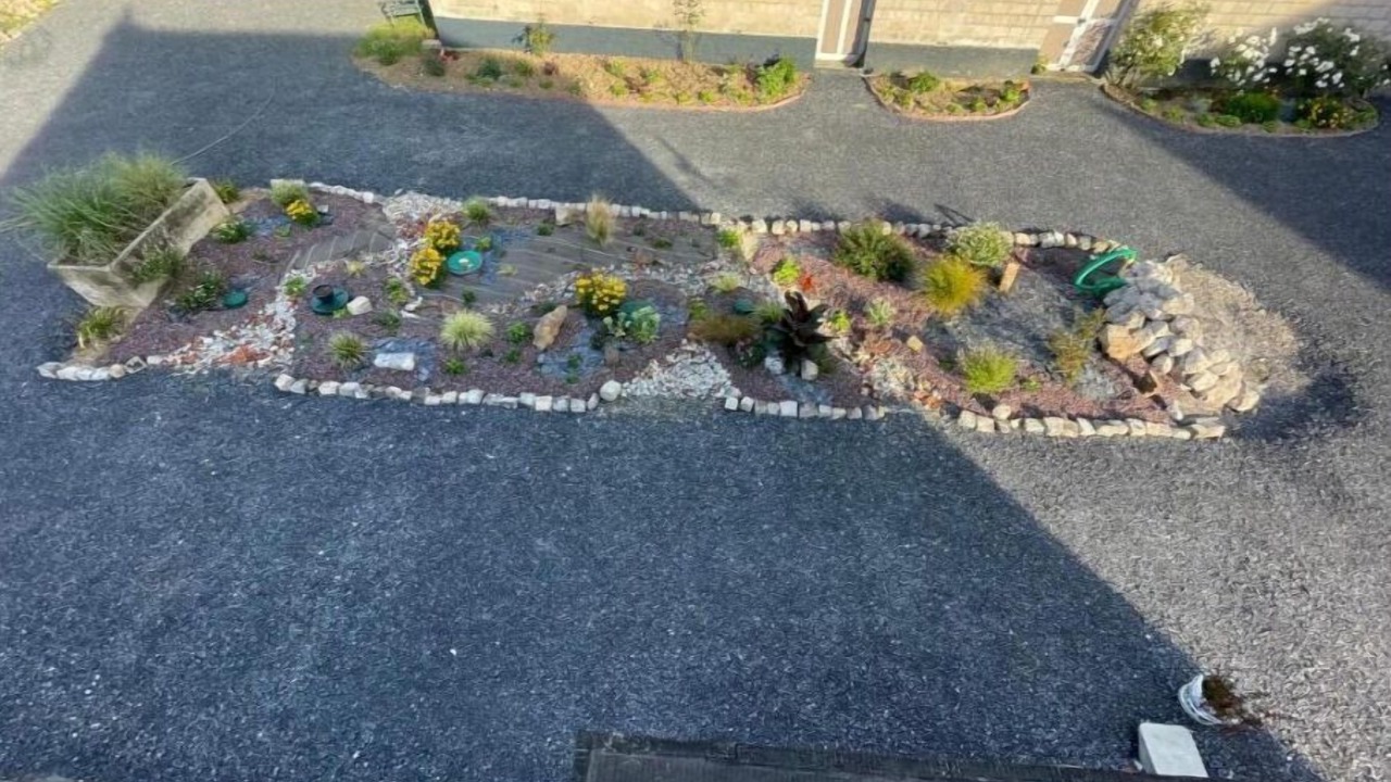 Photo of Outdoor in Behen