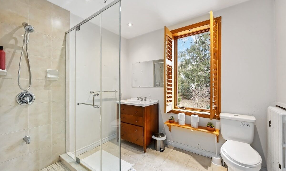 Photo of Bathroom in Port Credit