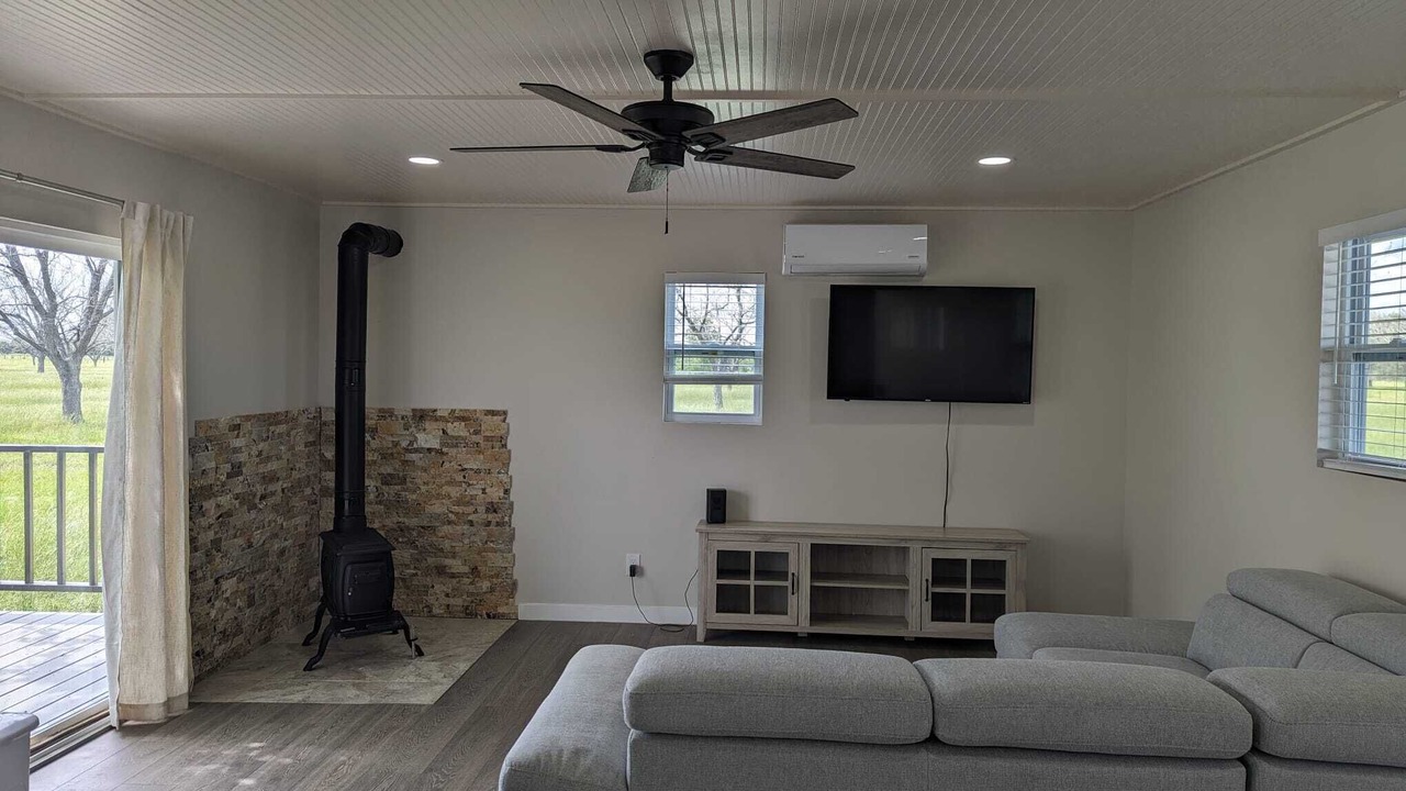Photo of Livingroom in Waller
