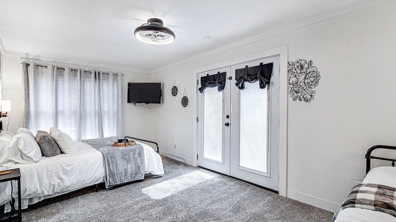 Photo of Bedroom in Burleson