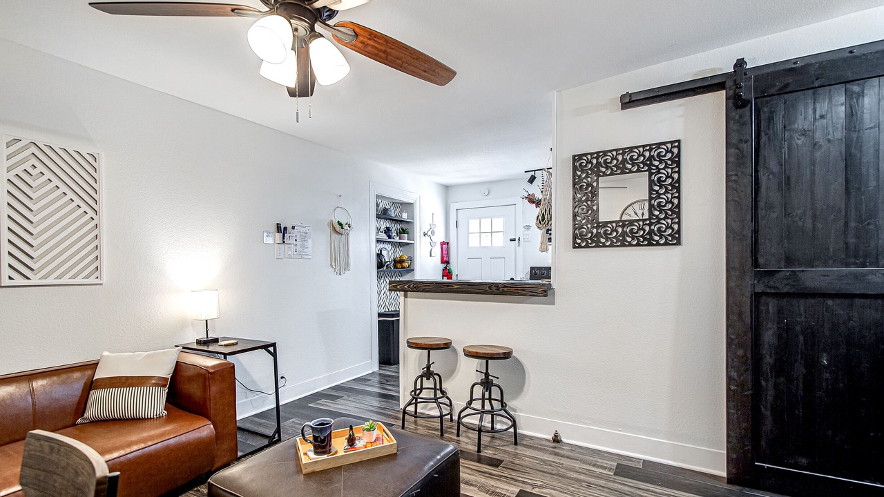 Photo of Livingroom in Burleson