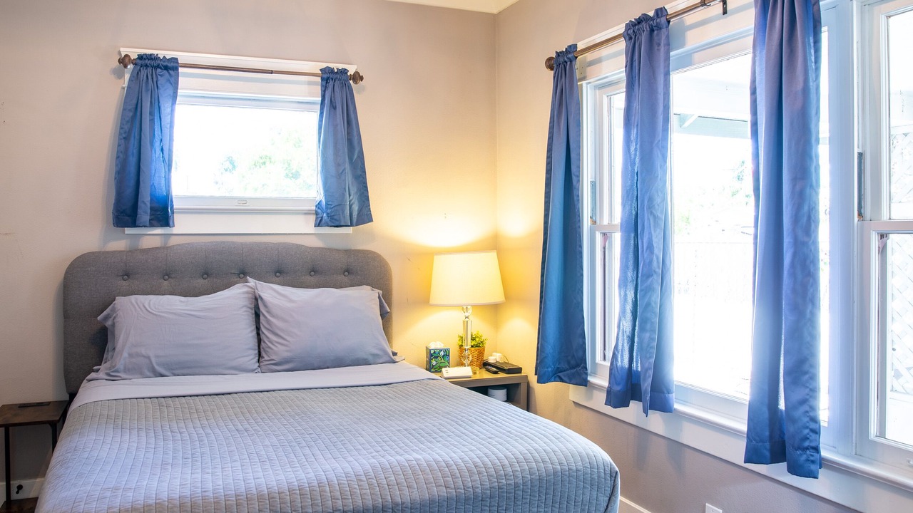 Photo of Bedroom in Anaheim Colony Historic District