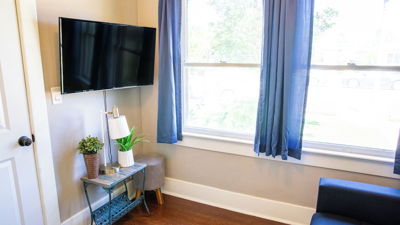 Photo of Livingroom in Anaheim Colony Historic District